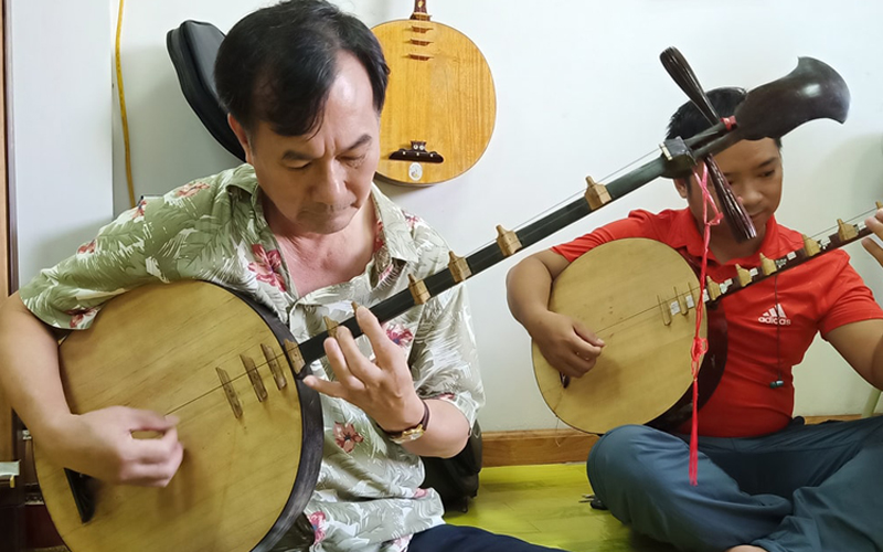 Khóa Học Đàn Nguyệt - Mọi Lứa Tuổi - Người Cao Tuổi