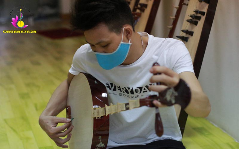 Cách Bảo Quản Đàn Nguyệt Tốt